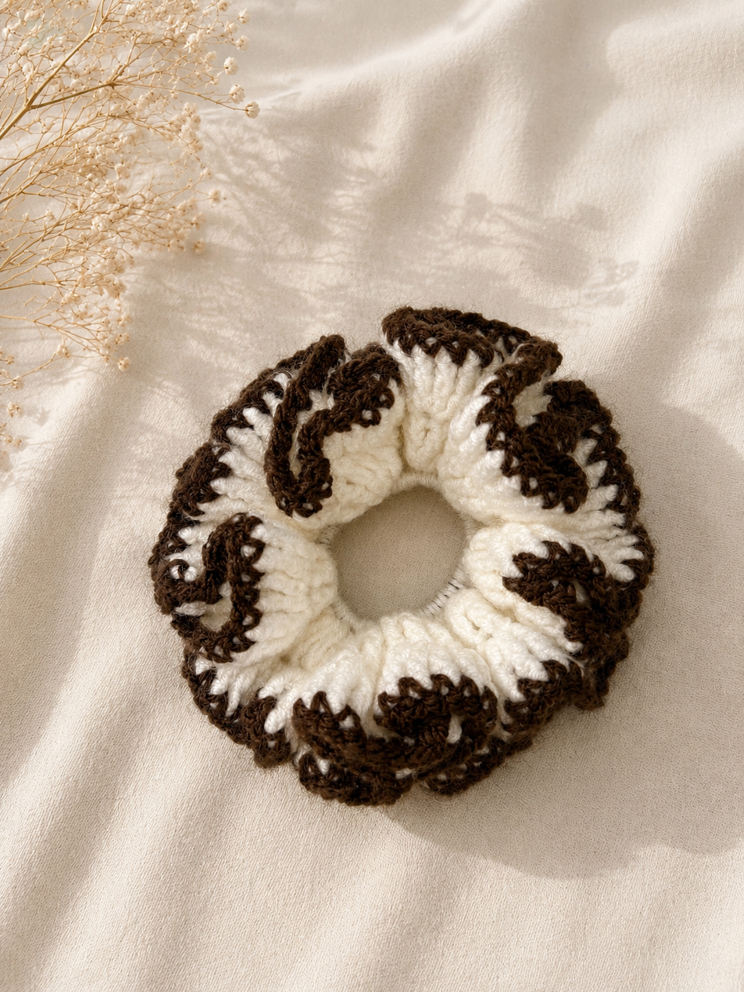 Mocha Cream Scrunchie